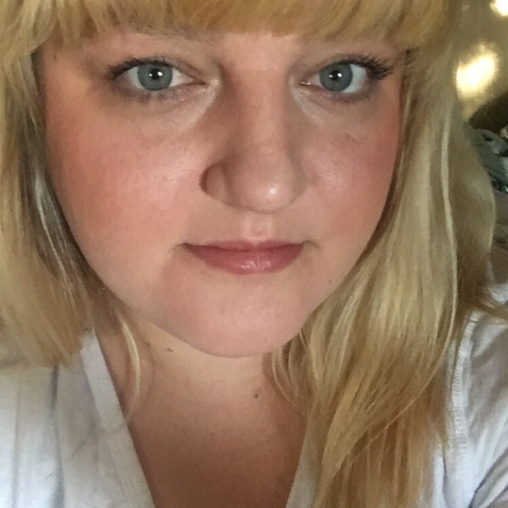 Meet your Posher, Lucy